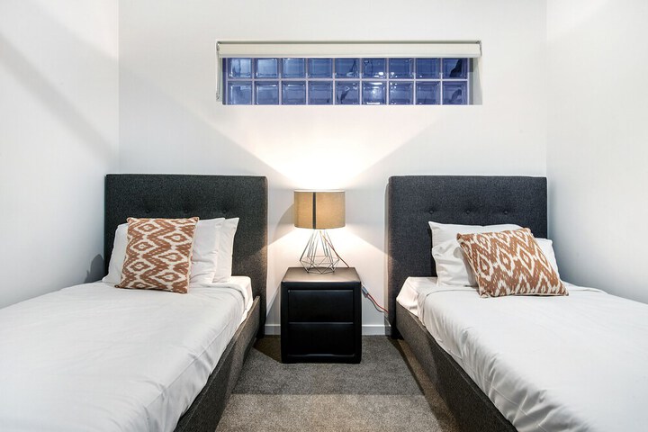 Room 39 of 108