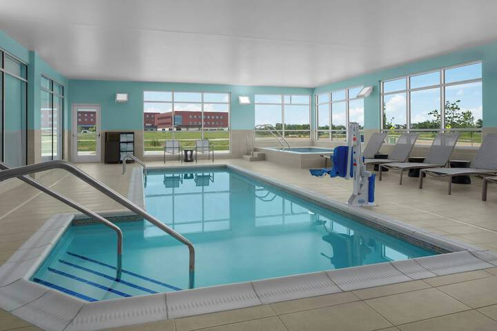 Pool 14 of 27