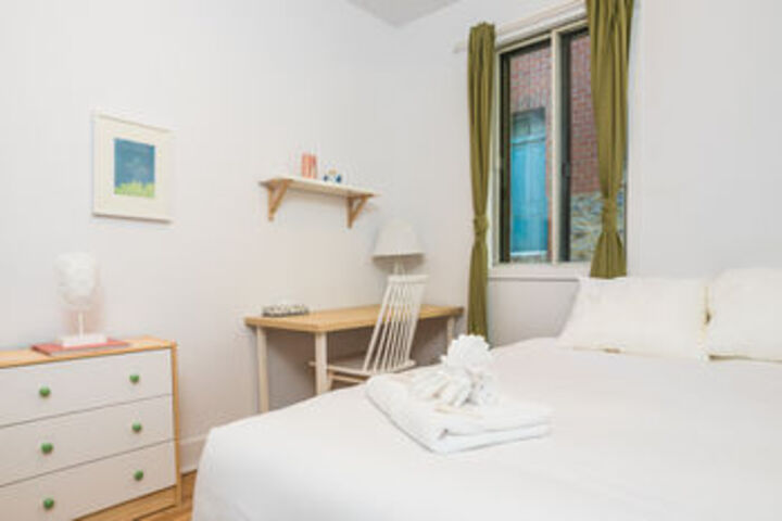 Room 3 of 23