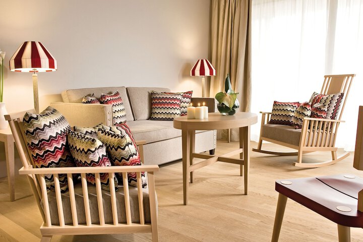 Room 5 of 27