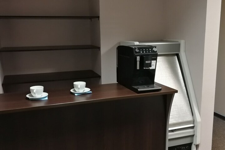 Breakfast/Coffee Service 88 of 94