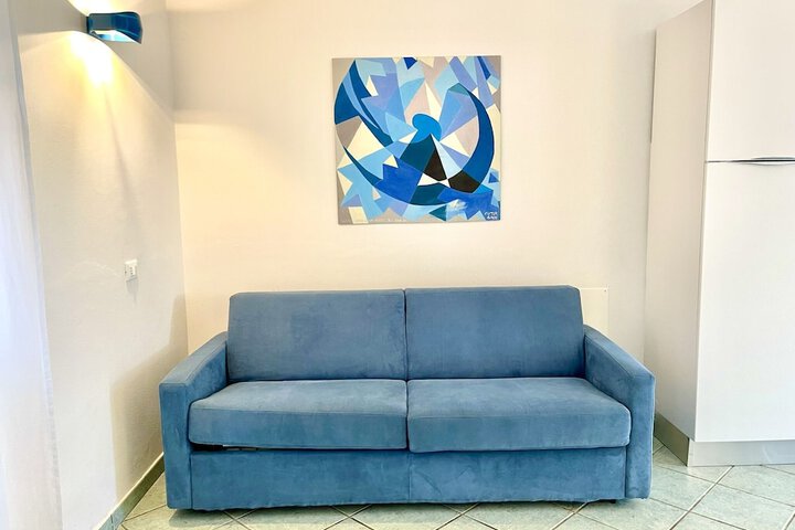 Room 13 of 36