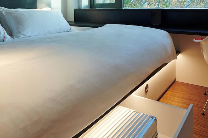 Room 40 di 70