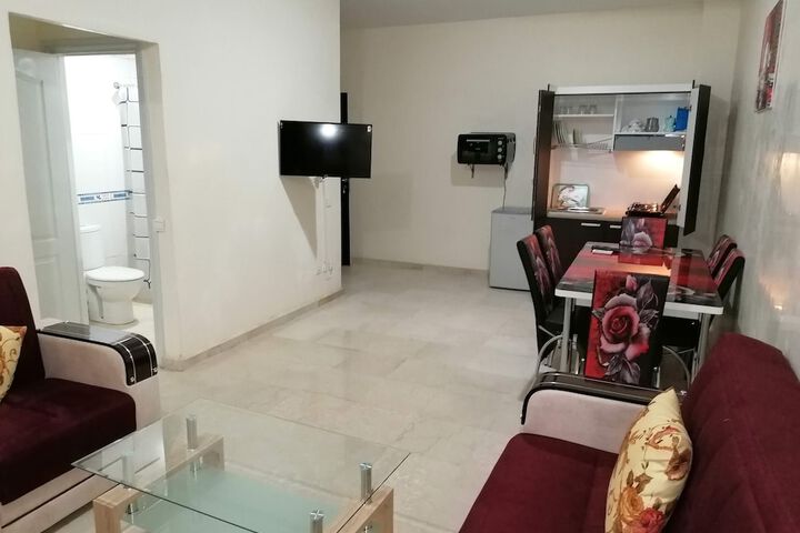 Room 12 of 23