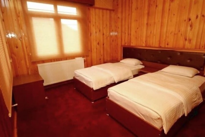 Room 7 of 26