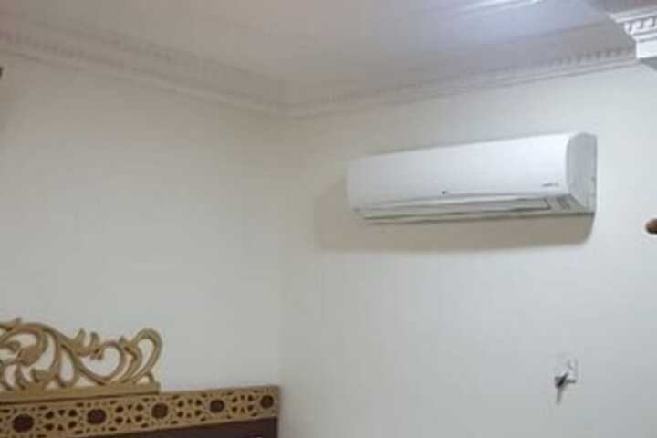 Room 11 of 36