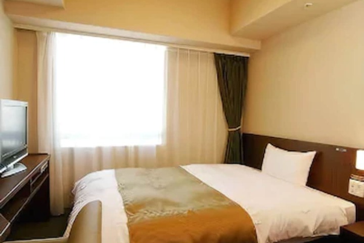 Room 17 of 53
