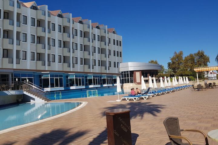 Hotel 103 of 105