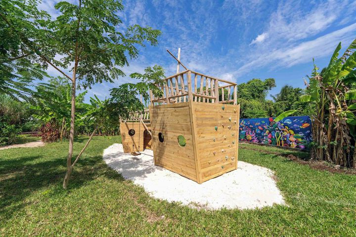 Childrens Activities 146 of 254