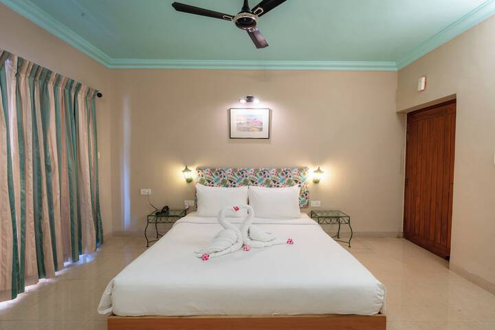 Room 16 of 114