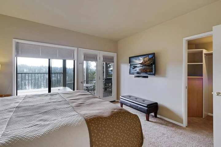 Room 5 of 17