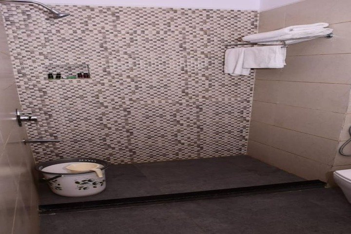 Room 19 of 28