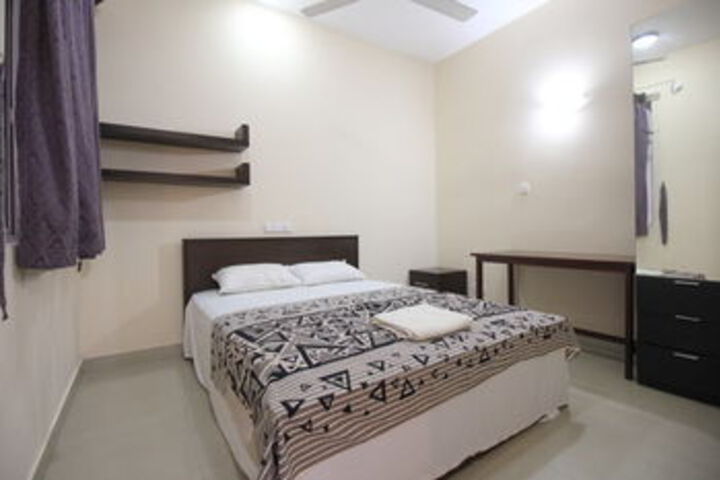 Room 15 of 27
