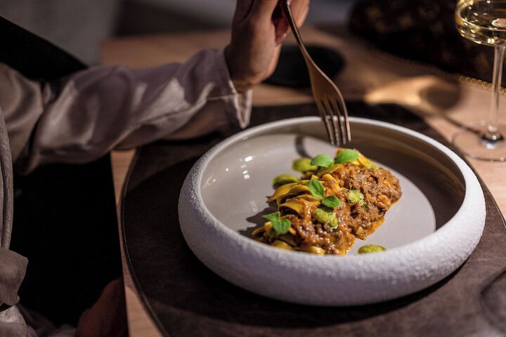 Dining 87 of 125