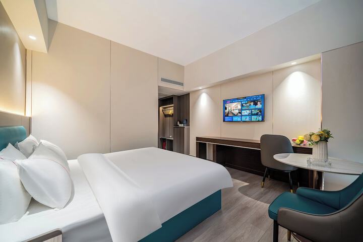Room 6 of 41