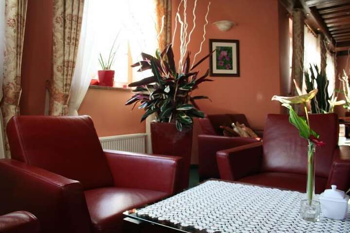 Room 14 of 74