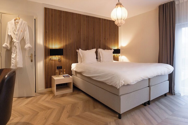Room 7 of 31