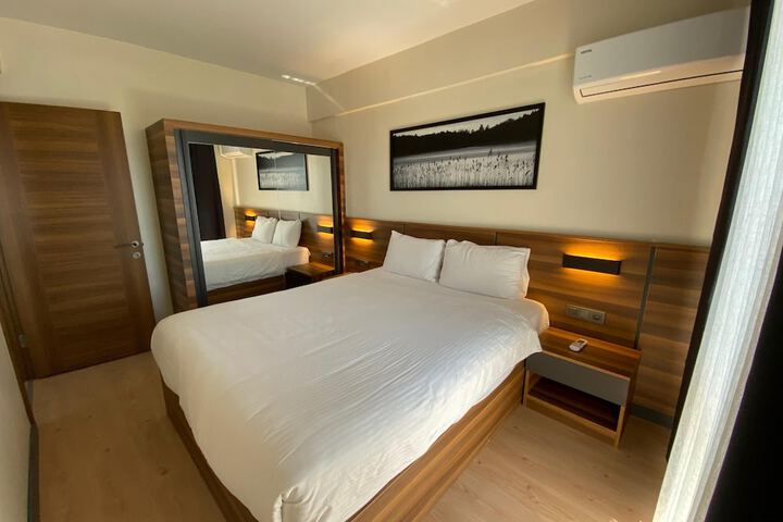 Room 16 of 45