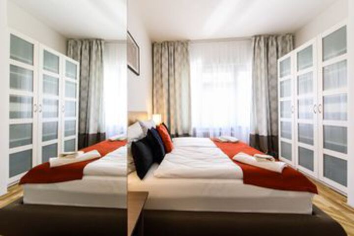 Room 15 of 31