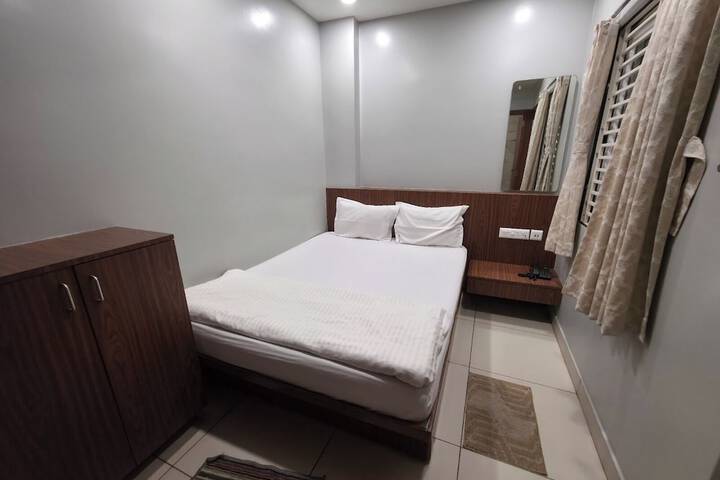 Room 38 of 59
