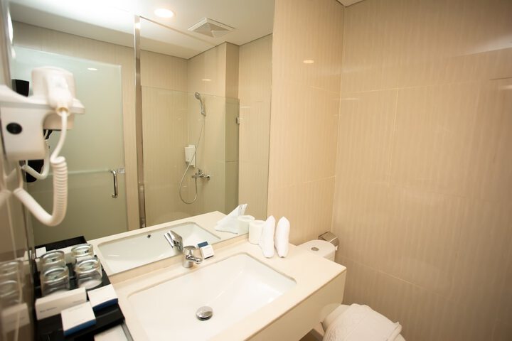 Room 14 of 62