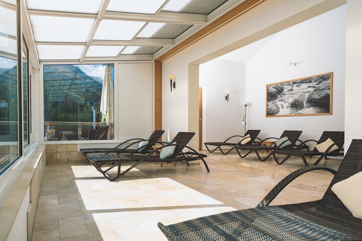 Spa 14 of 39