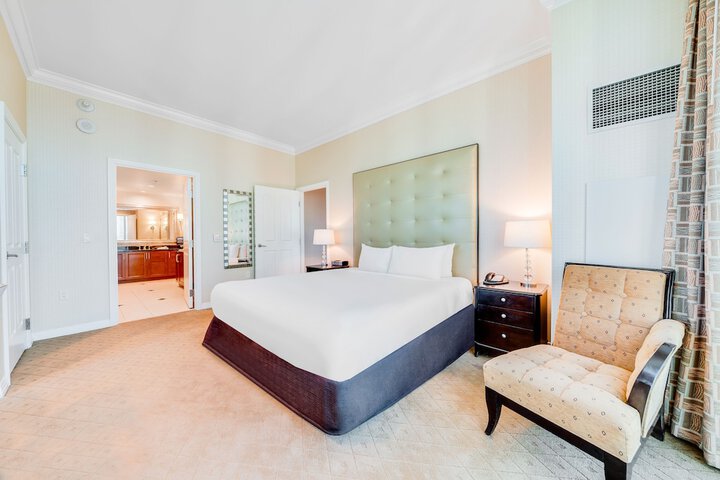 Room 37 of 103