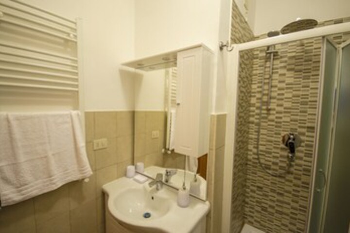 Room 3 of 19