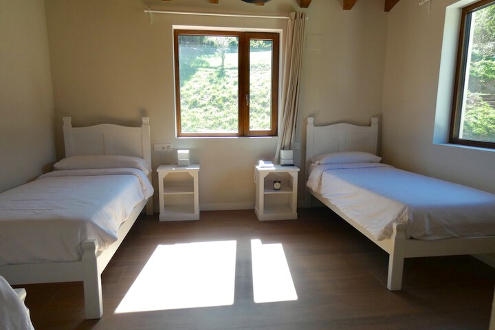 Room 8 of 44