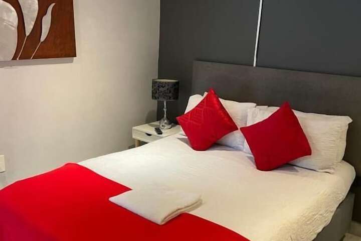 Room 20 of 77