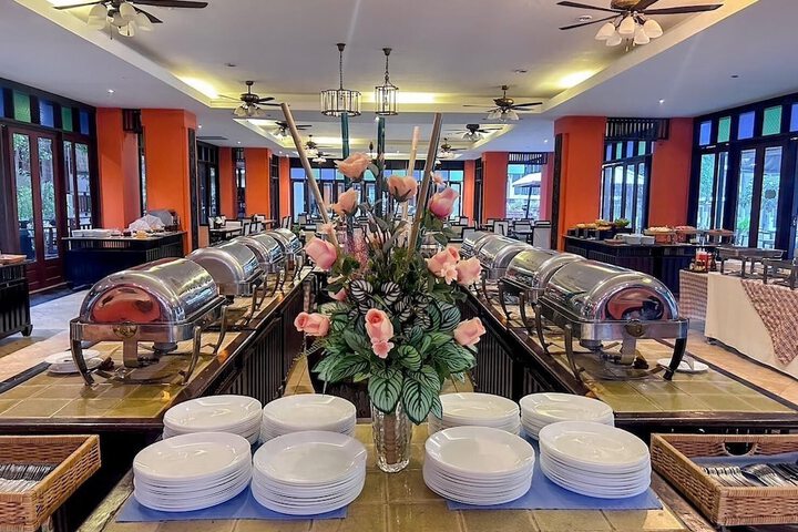 Breakfast/Coffee Service 30 of 60