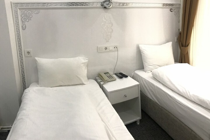 Room 14 of 75