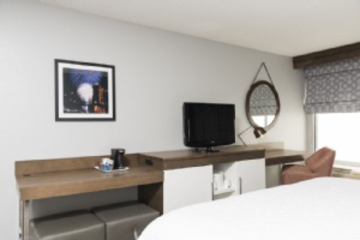 Room 8 of 36