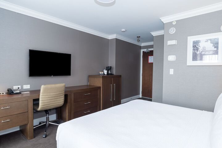 Room 12 of 56