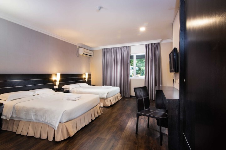 Room 19 of 37
