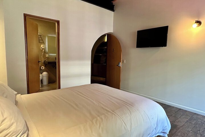 Room 21 of 57