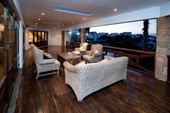 Terrace/Patio 33 of 34
