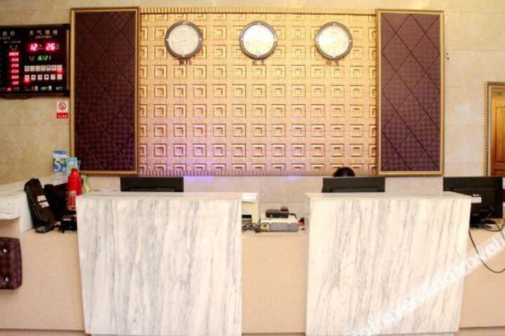 Hotel Interior 11 of 29