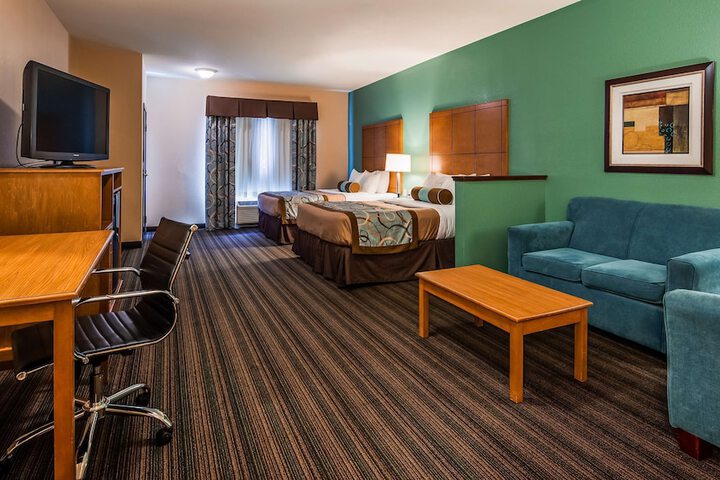 Room 8 of 20