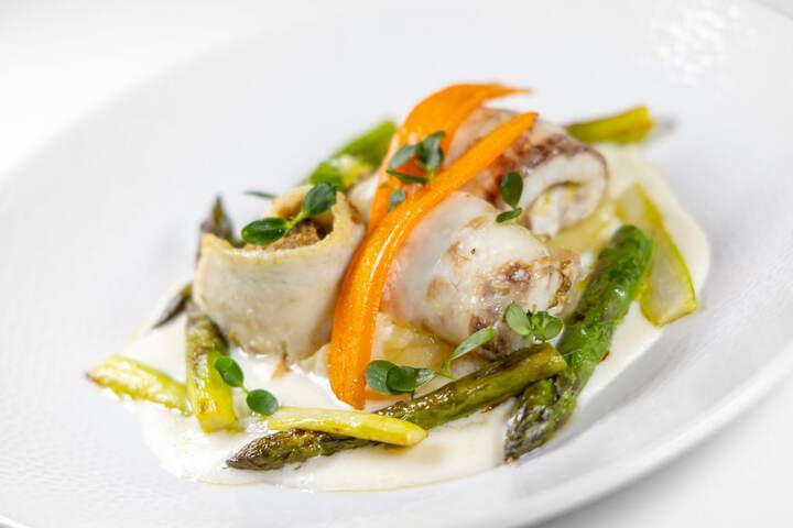 Dining 97 of 137