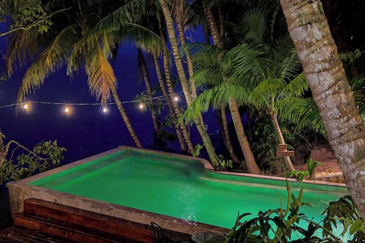 Pool 30 of 69