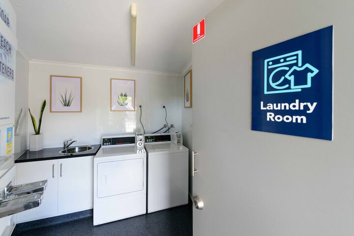 Room 43 of 69