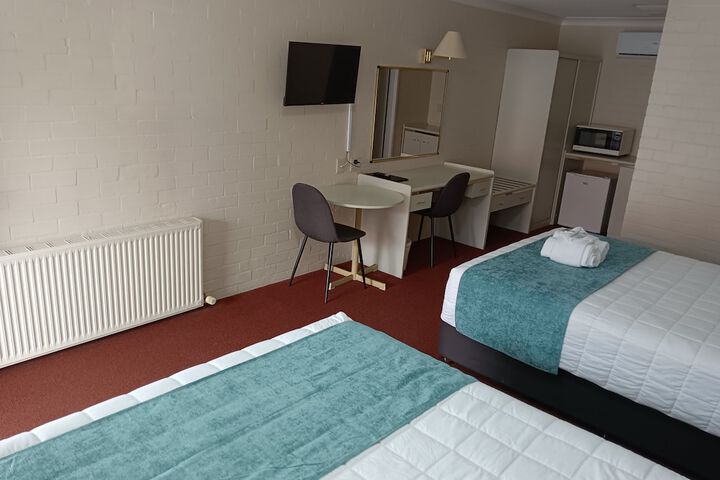 Room 12 of 29