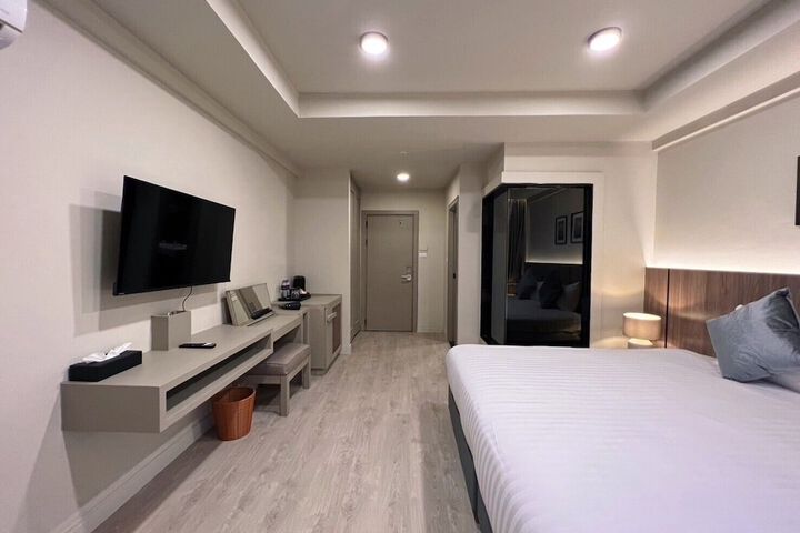 Room 20 of 49