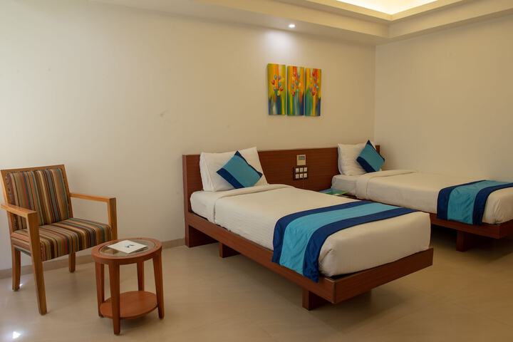 Room 35 of 99