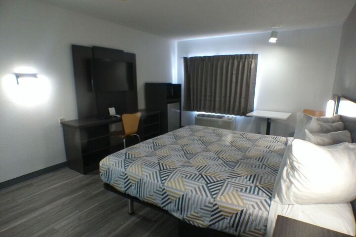 Room 19 of 71