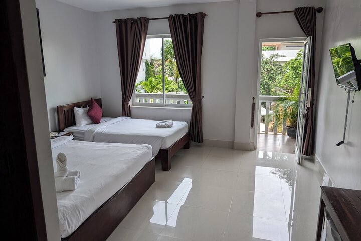 Room 3 of 24