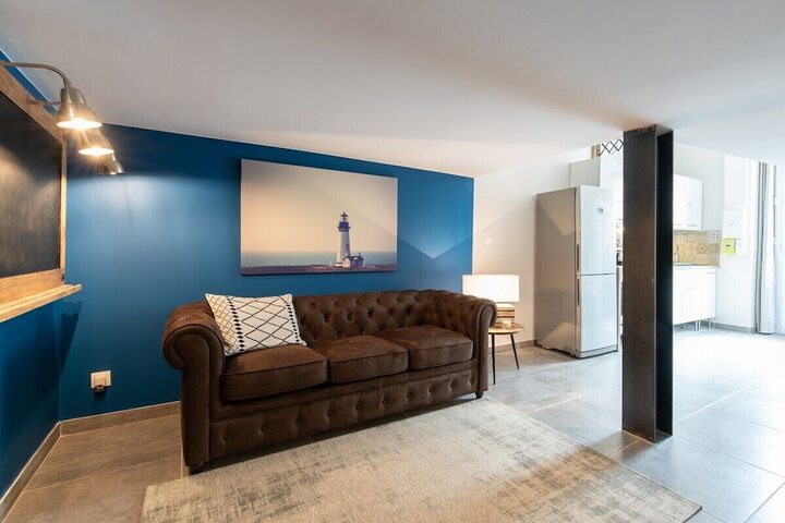 Room 8 of 23