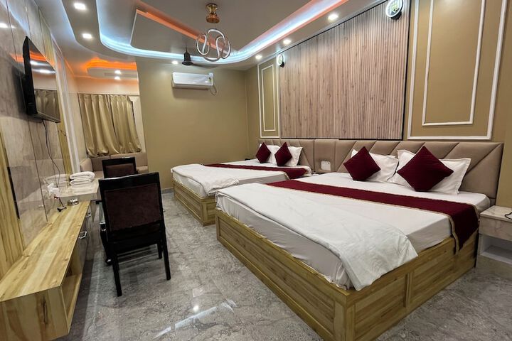 Room 51 of 73