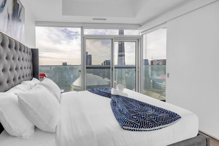 Room 203 of 931